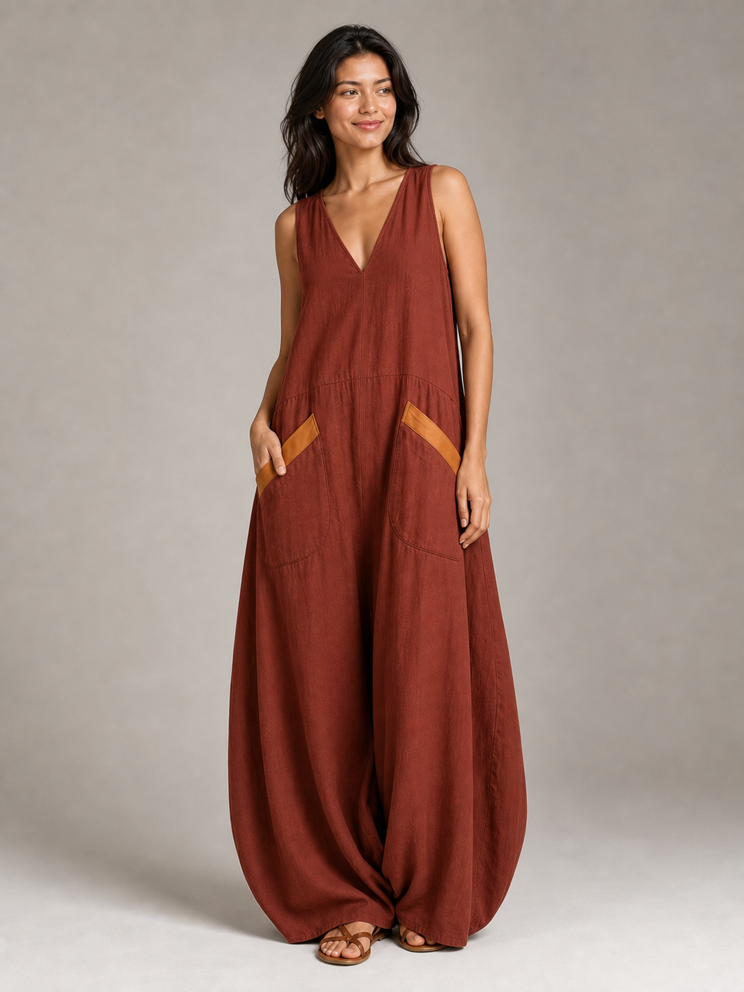Women's contrast-pocket wide-leg jumpsuit in rust brown