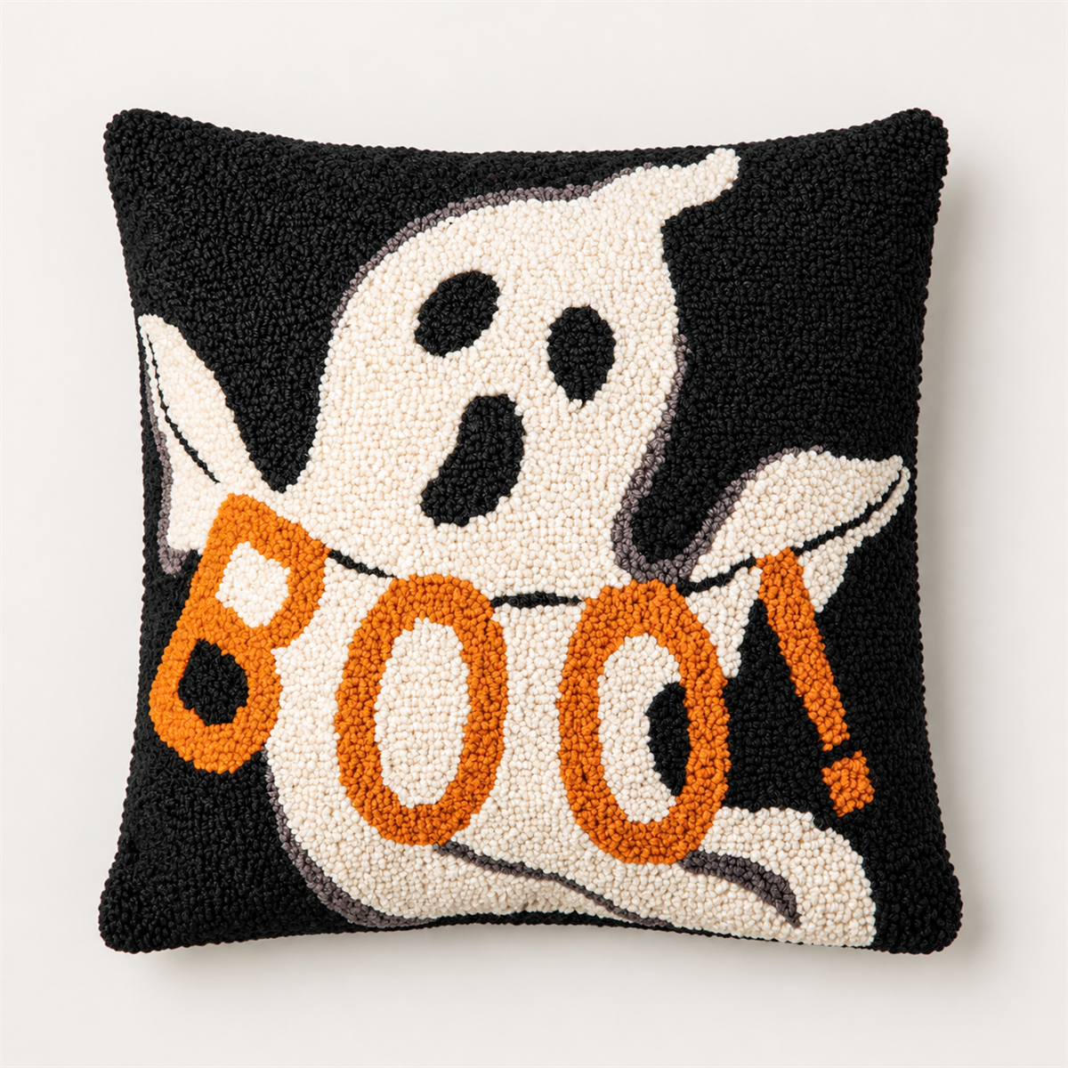 👻 Douceur d’Halloween | Coussin fantôme BOO de 35 cm
