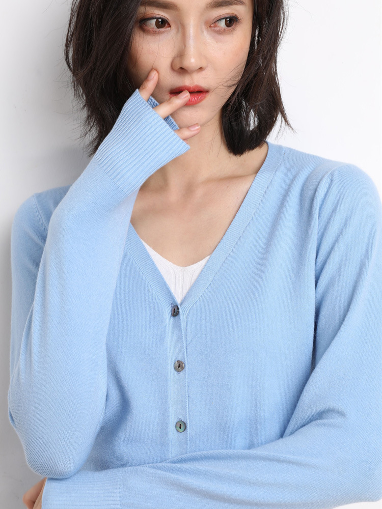 Damen-Cardigan in Hellblau
