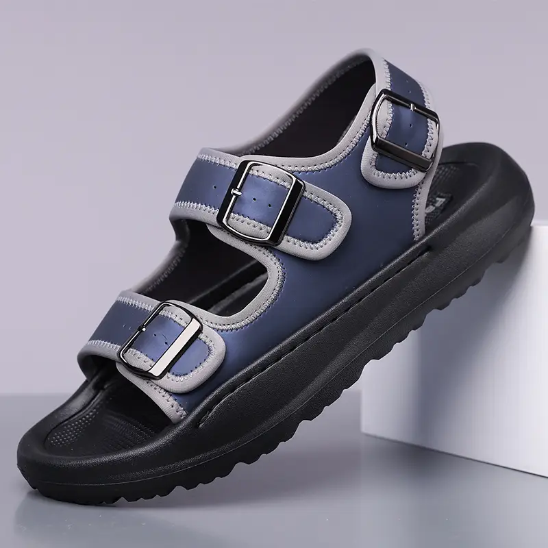 Sandalias azul marino y gris con tres tiras ajustables