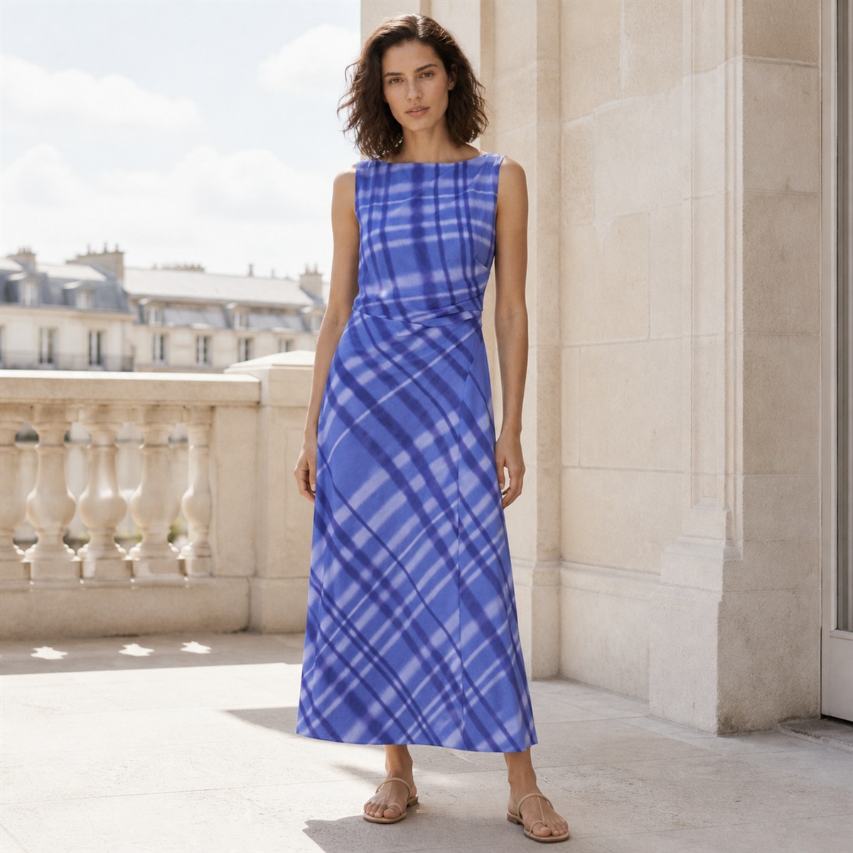 Robe imprimée portée de face