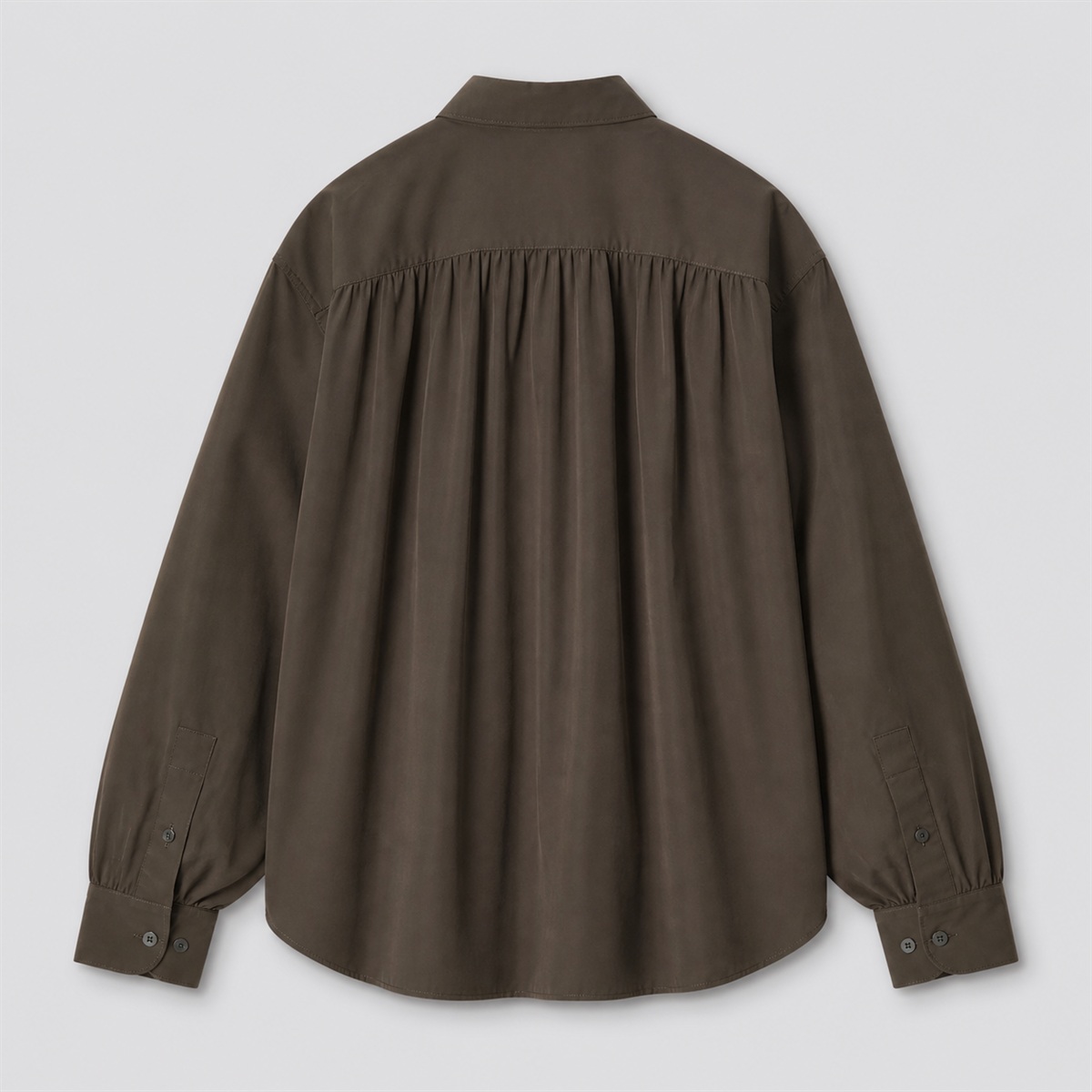 Chemise femme marron foncé - vue de dos et empiècement froncé