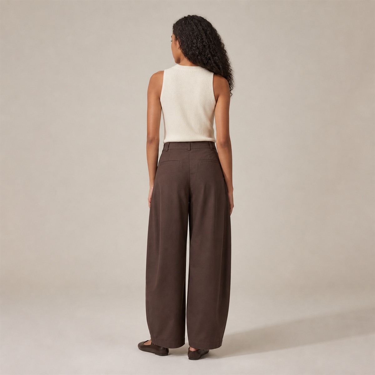 Pantalon Barrel femme marron foncé — vue de face