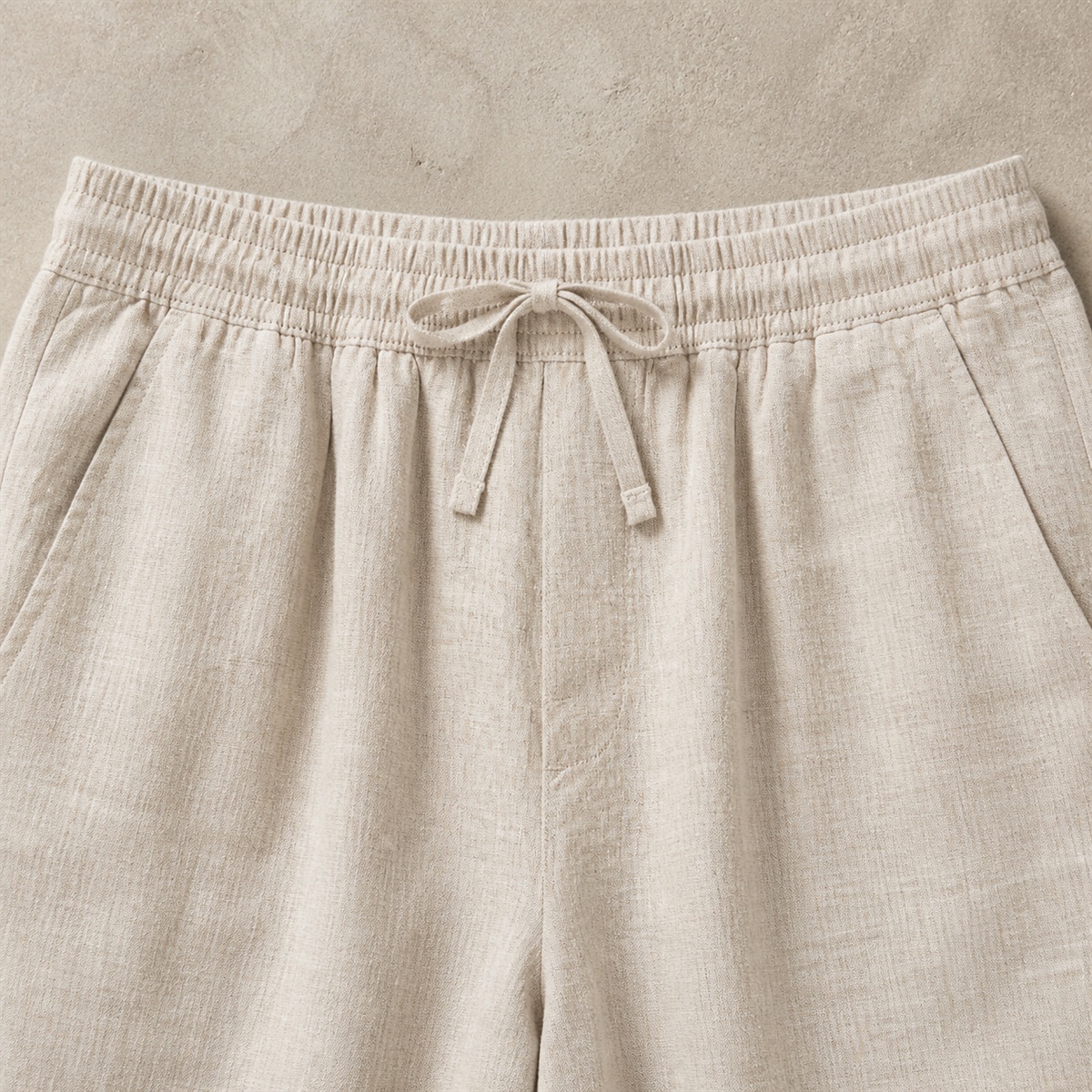 Détail de la taille élastiquée et du cordon