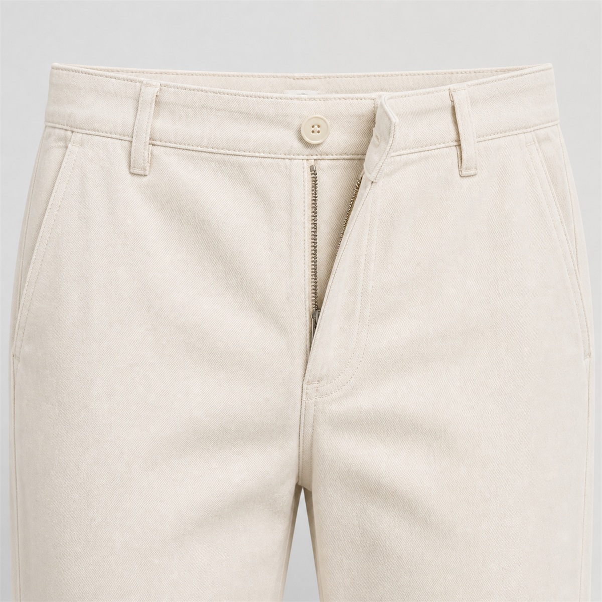 Détail de la taille normale et de la fermeture