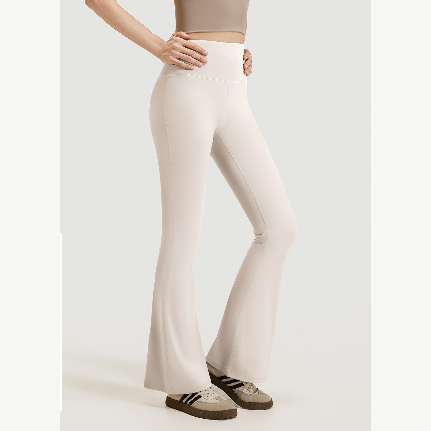Women's high-waisted flare yoga pants - Ivory White