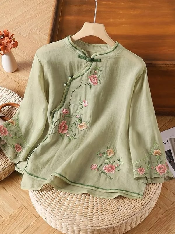 Women's Floral Embroidered Blouse