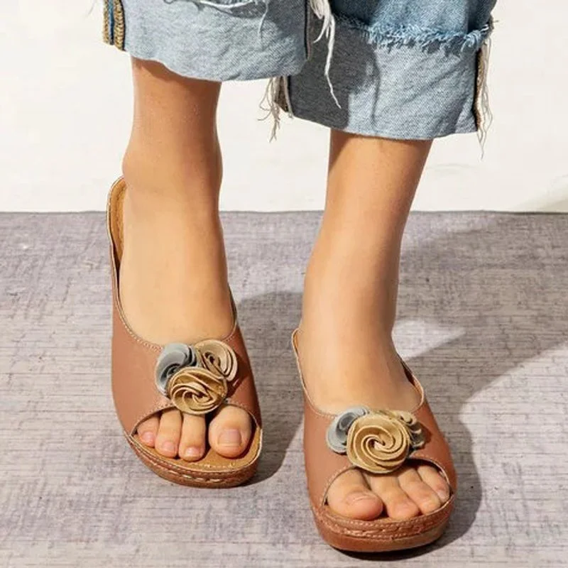 😍Last Day 55% OFF😍-Womens Comfy Leather Solid Flower Strap Wedge Sandals👡