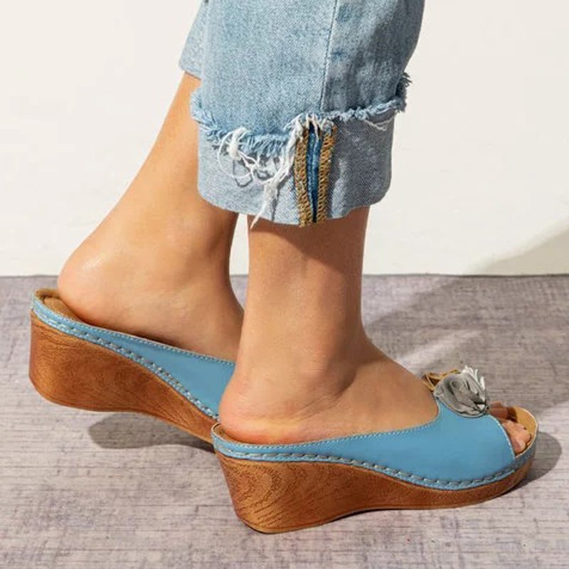 😍Last Day 55% OFF😍-Womens Comfy Leather Solid Flower Strap Wedge Sandals👡