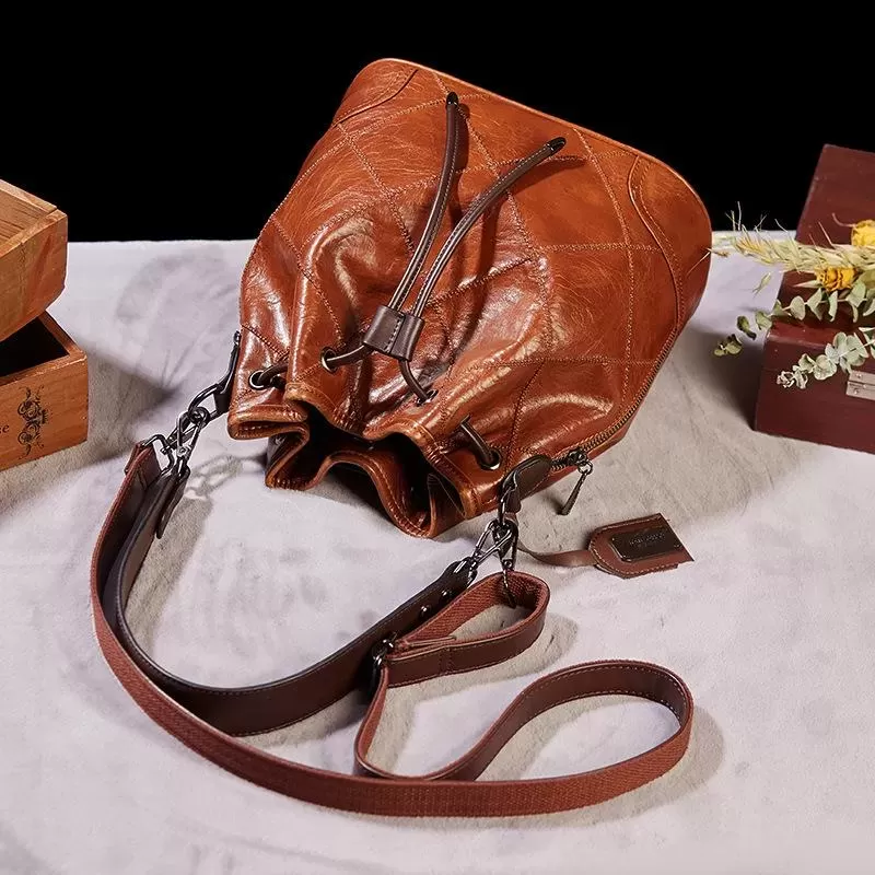 Retro fashion bucket bag