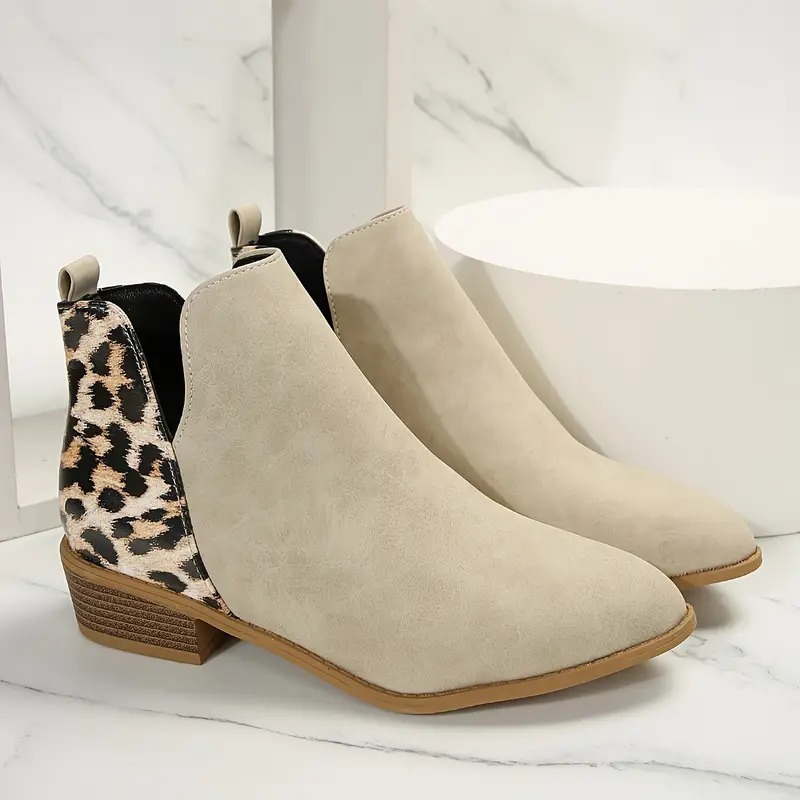 🔥2025 Spring Sale 49% OFF🌲--Women's Leopard Print Chunky Heel Short Boots👢