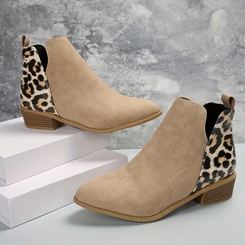 🔥2025 Spring Sale 49% OFF🌲--Women's Leopard Print Chunky Heel Short Boots👢