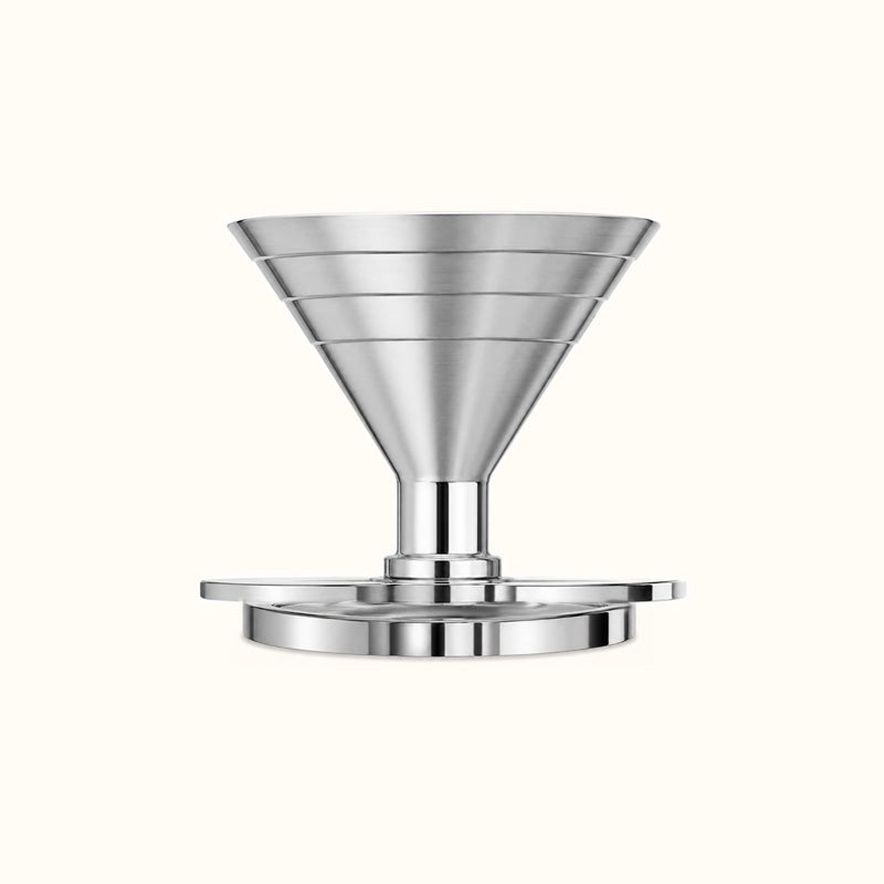 Funnel-Style Cocktail Pouring Tool