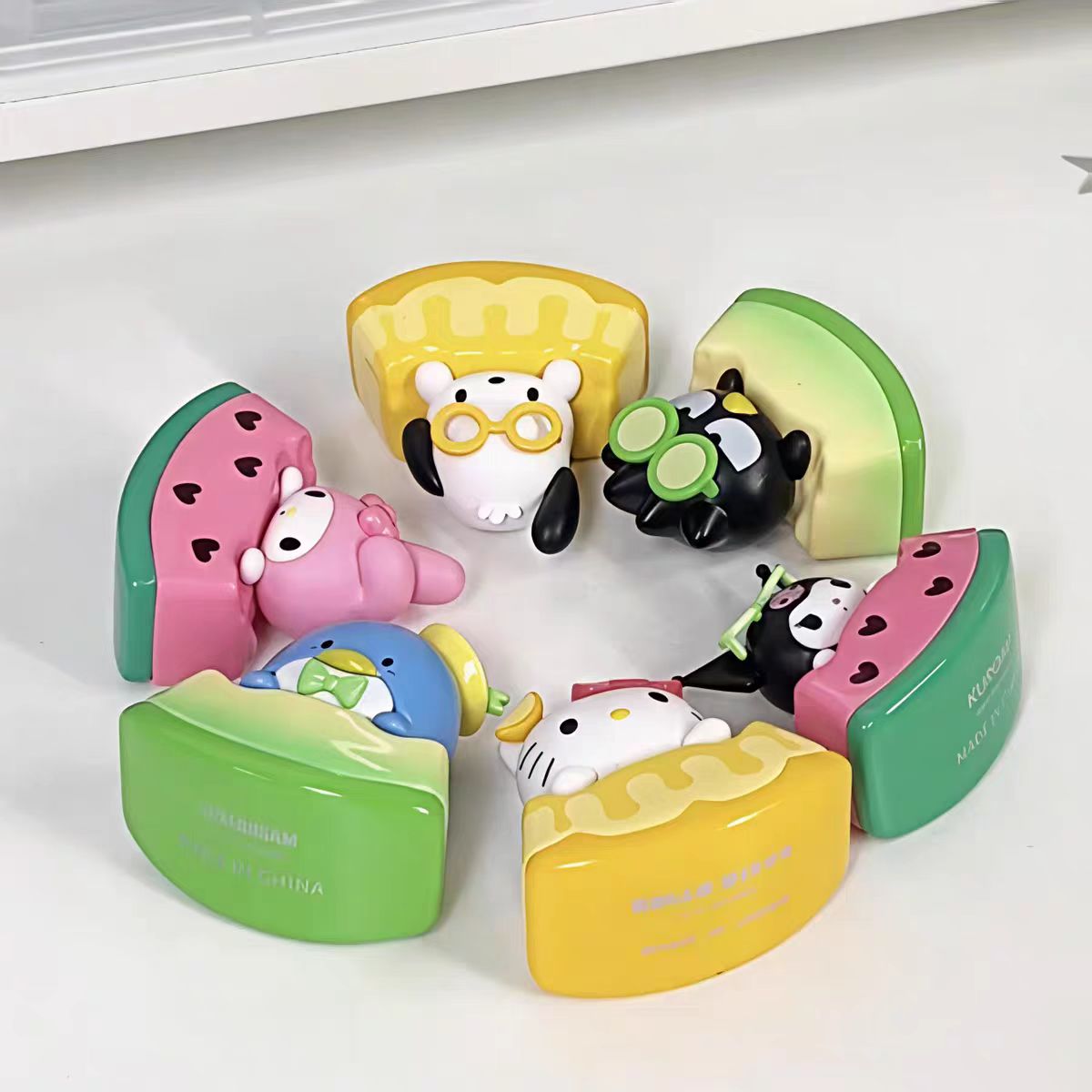 Sanrio Characters The Wobbly Candy  Series Beans