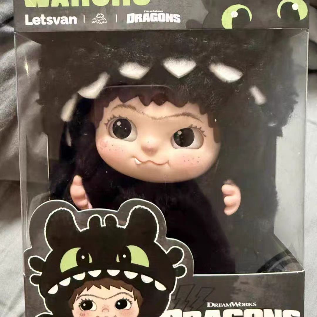 Wakuku: How to Train Your Dragon-black confirmed preorder