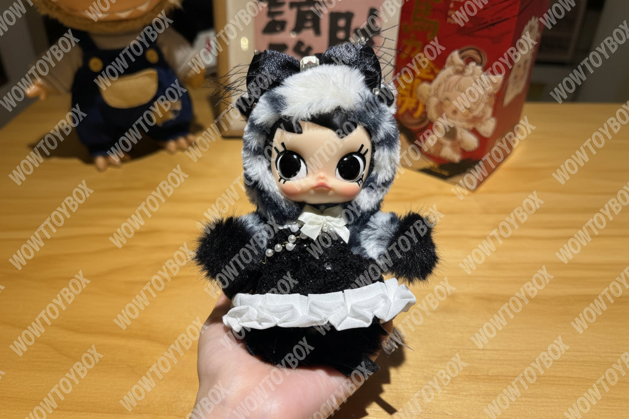 Molly DIY( plush$40+ change eyes color $15)