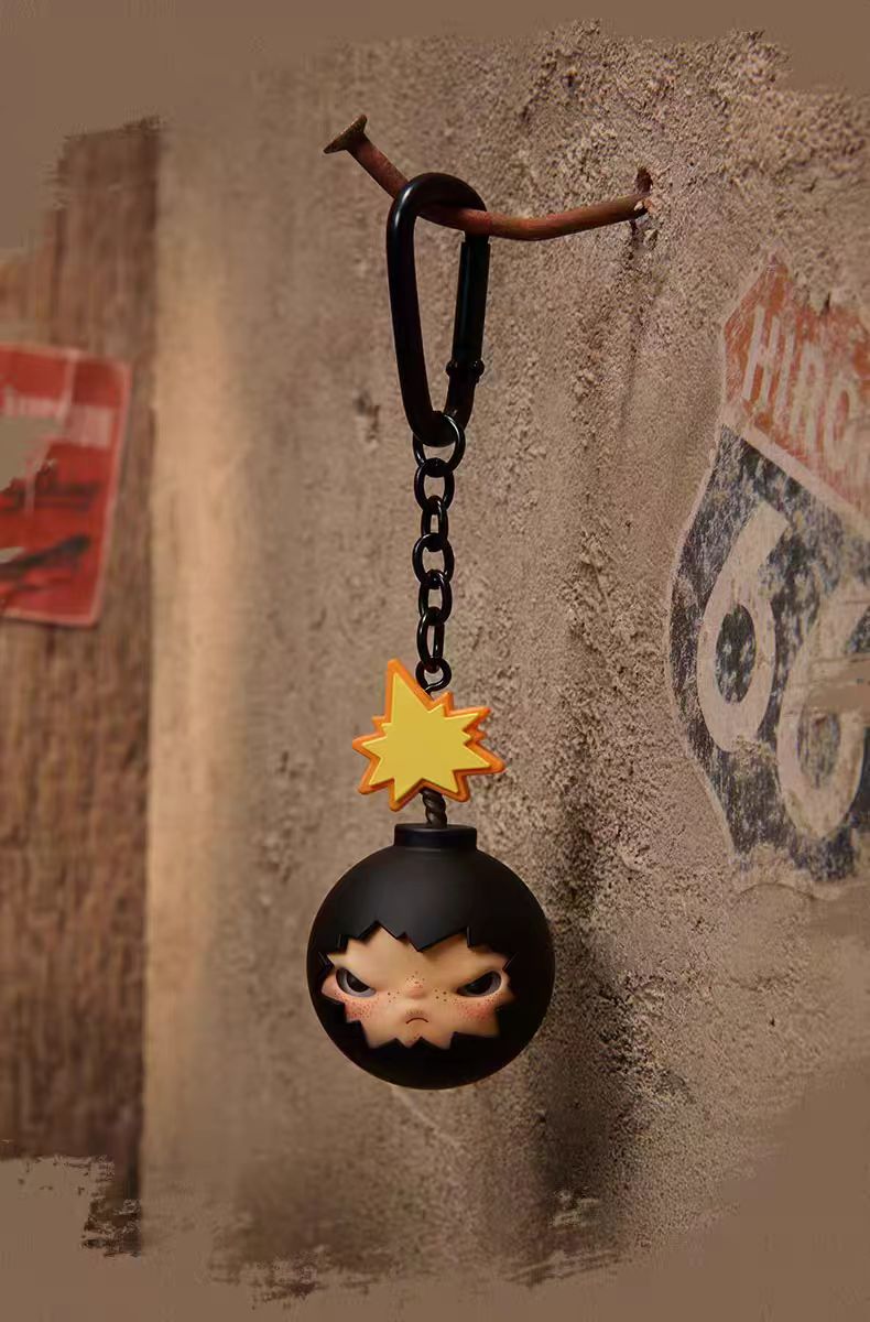 Hirono × The Hundreds Pendant-preorder