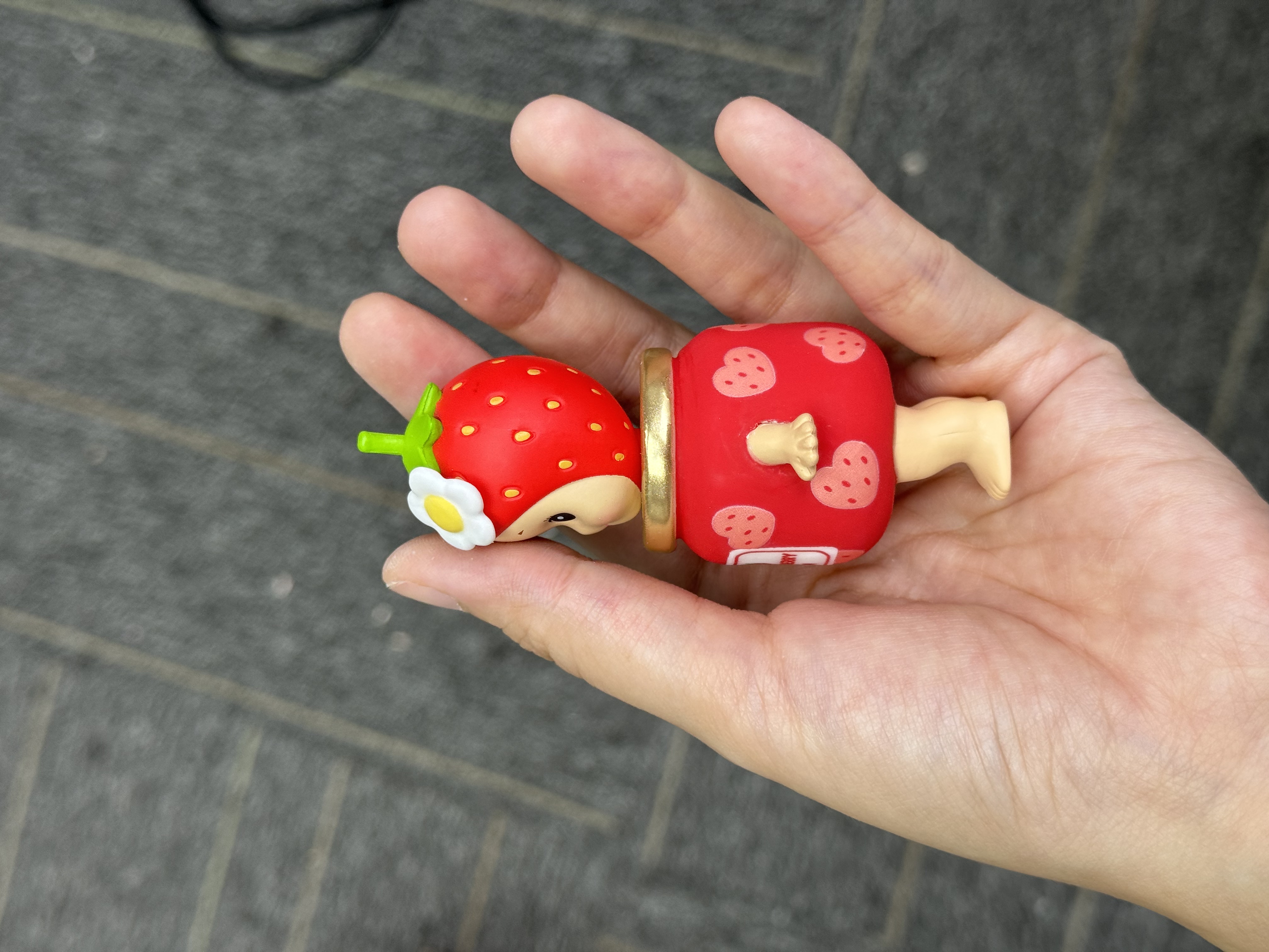sonny angel customize strawberry jar-preorder 2-3 weeks