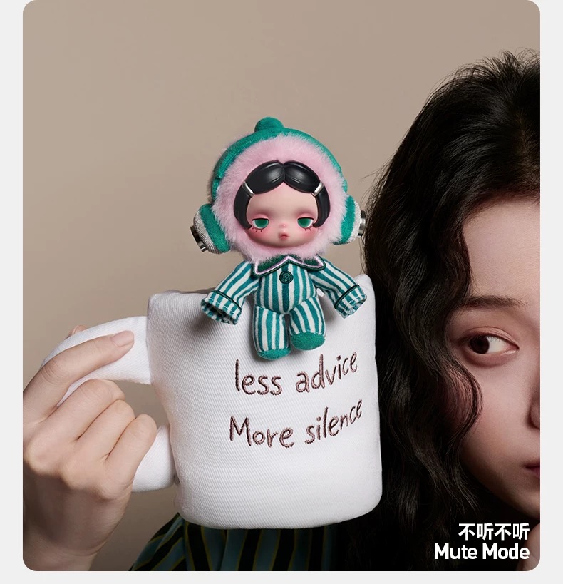 SKULLPANDA Off Mode Series Plush Doll Pendant
