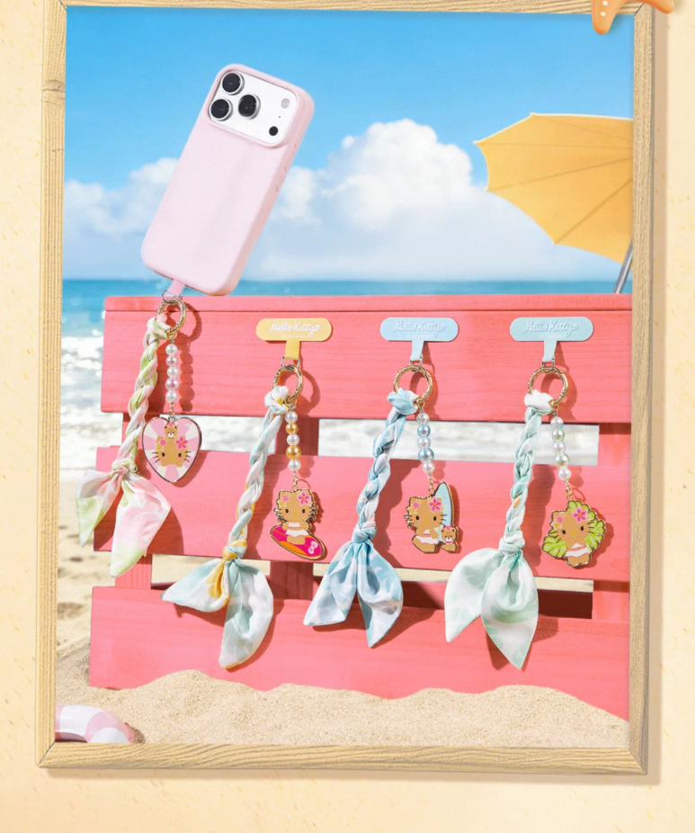 HelloKitty Go To The Beach Series Phone chain Blind Box 