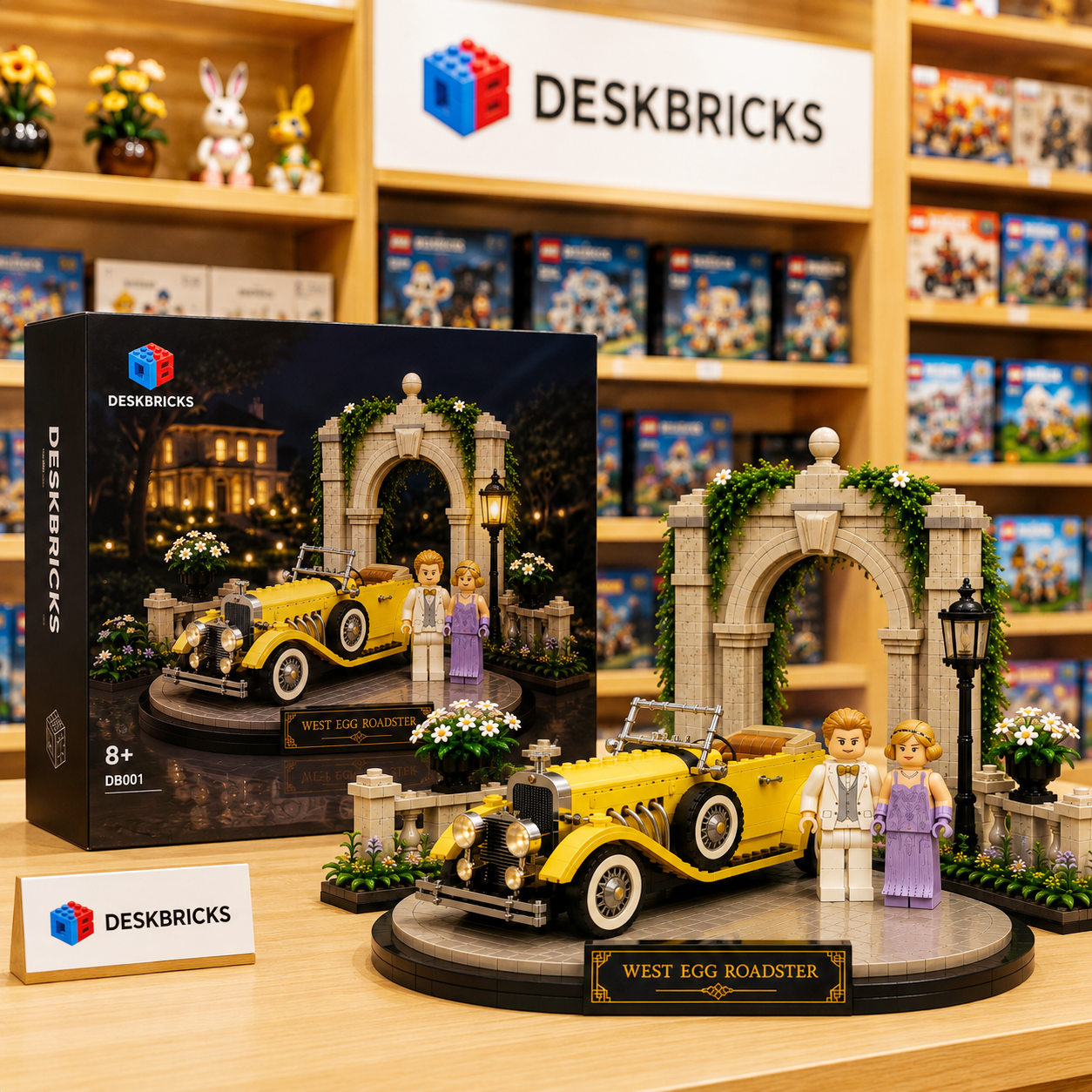 West Egg Roadster – 1920s Golden Era Estate Display Building Set | Vintage Yellow Roadster & Couple Collector Bricks