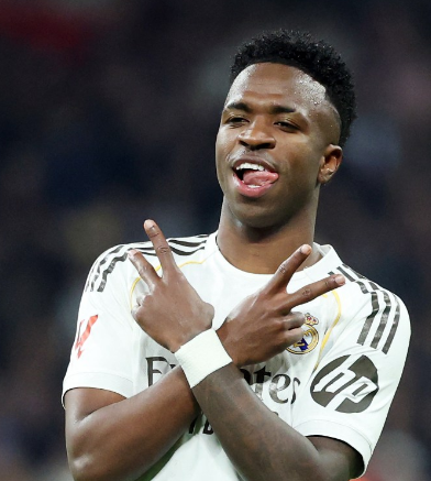 Vin&iacute;cius Jr.