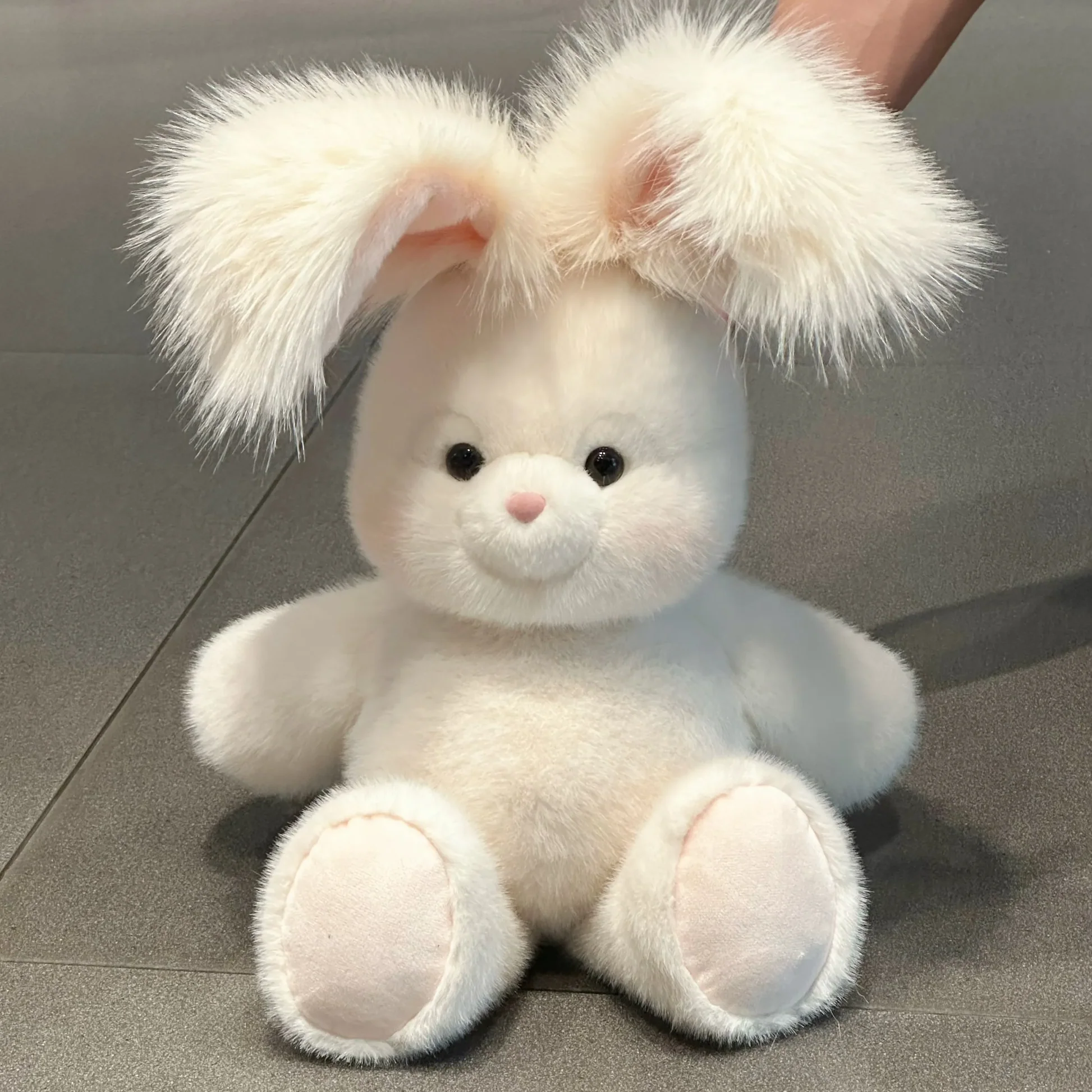 Cute Angora Rabbit Stuffed Animal（Size: 17.7" / H 45cm）