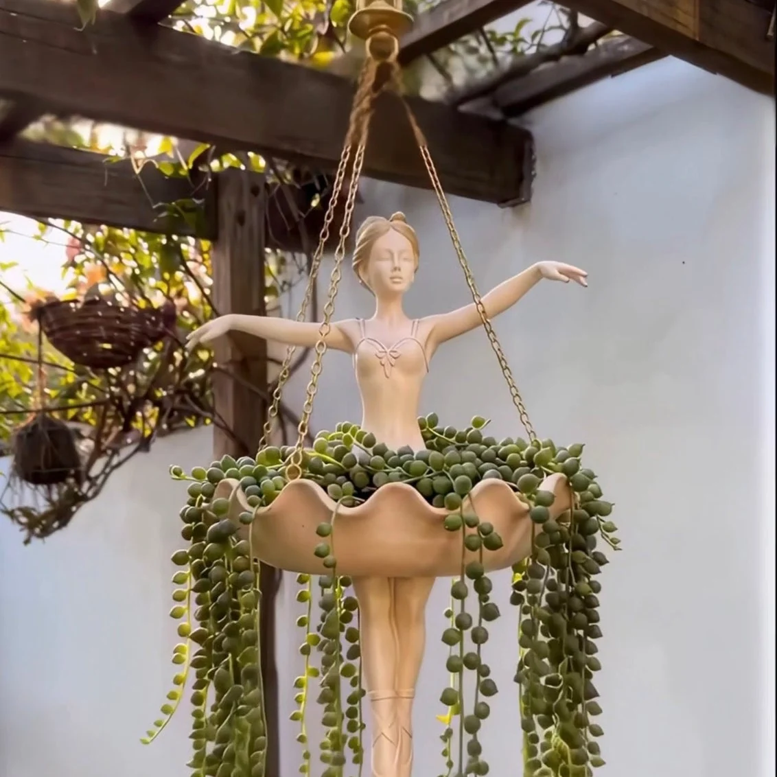 BallerinaChain Planters