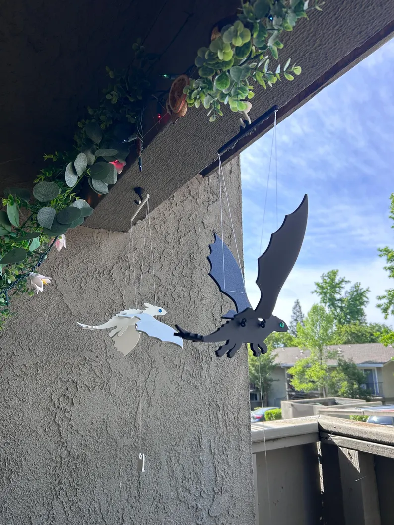 NEW EDITION — Black & White Flying Dragons (Set of 2)