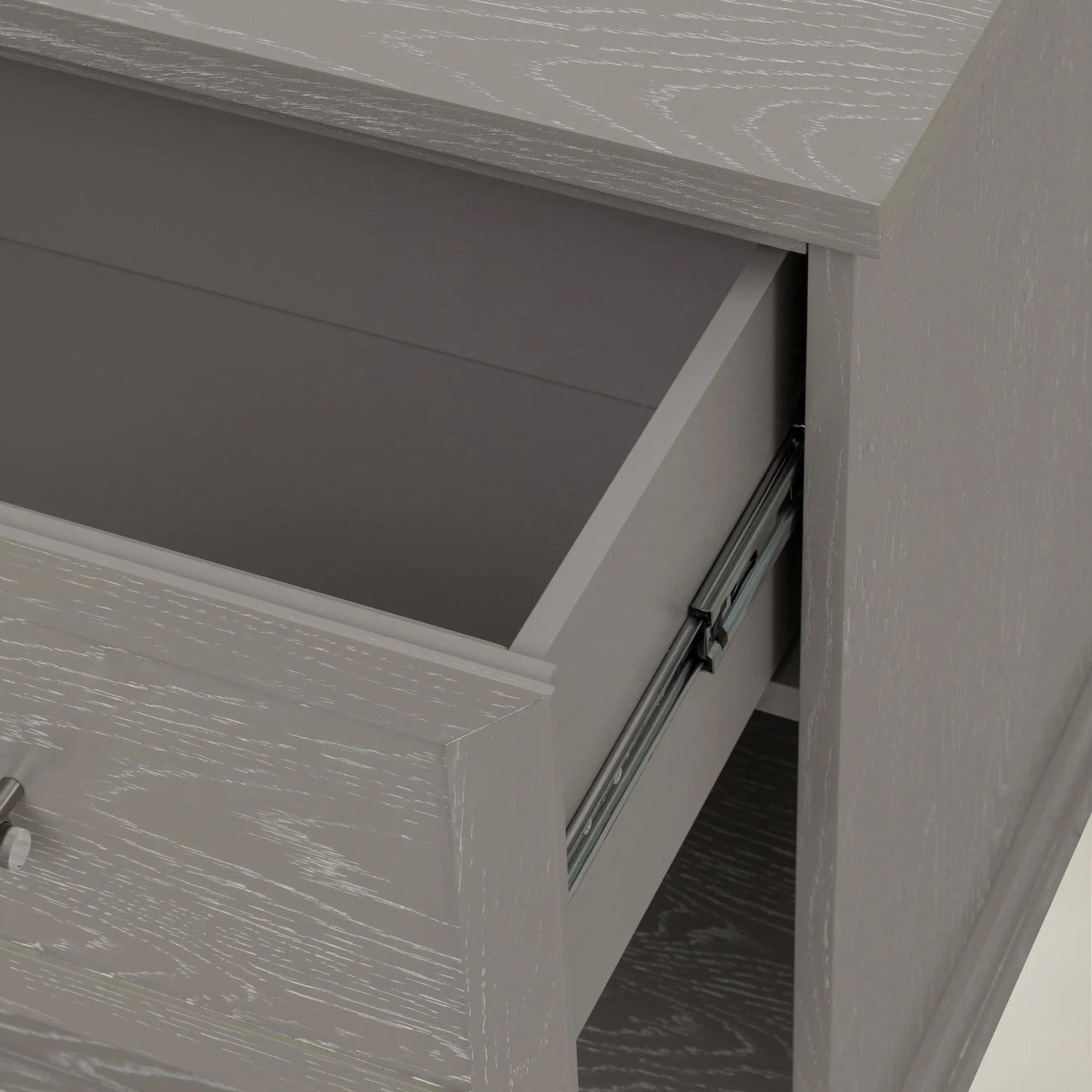 Arwin Nightstand