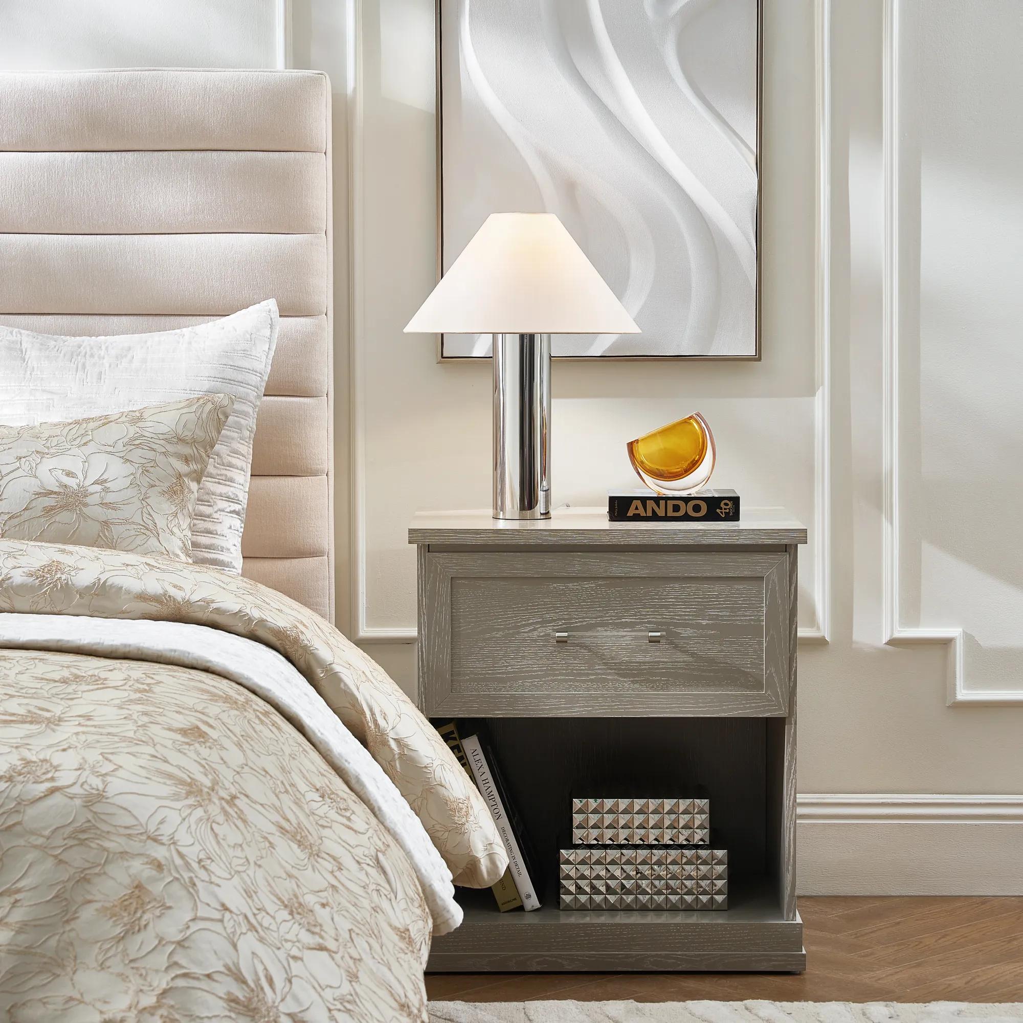 Tova Table Lamp