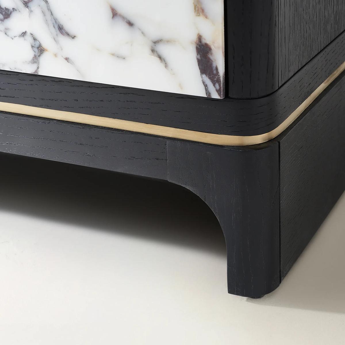 Vanta Nightstand