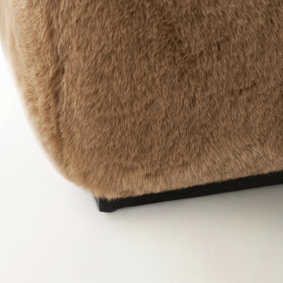 Lris Pouf
