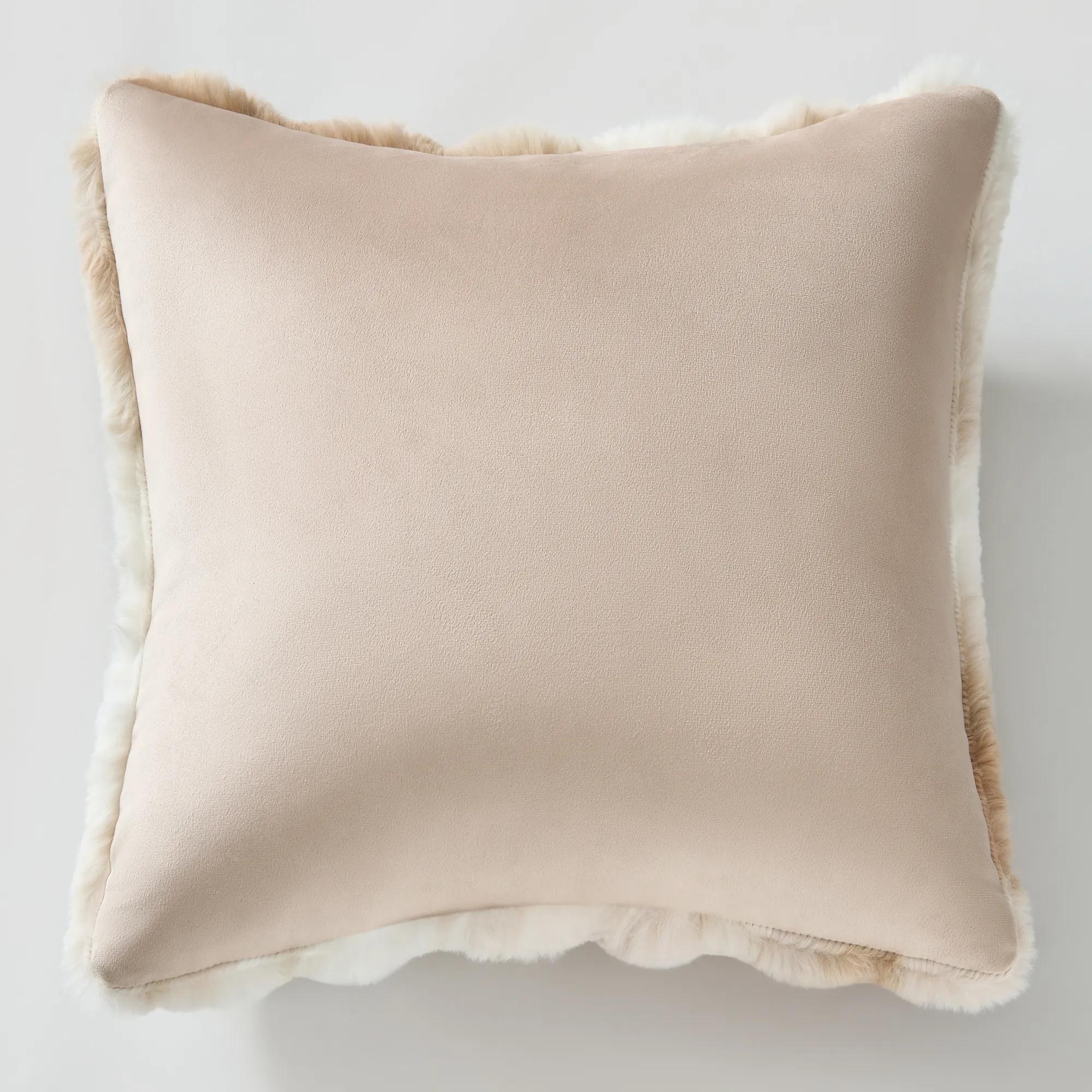 Sable Pillow 18"