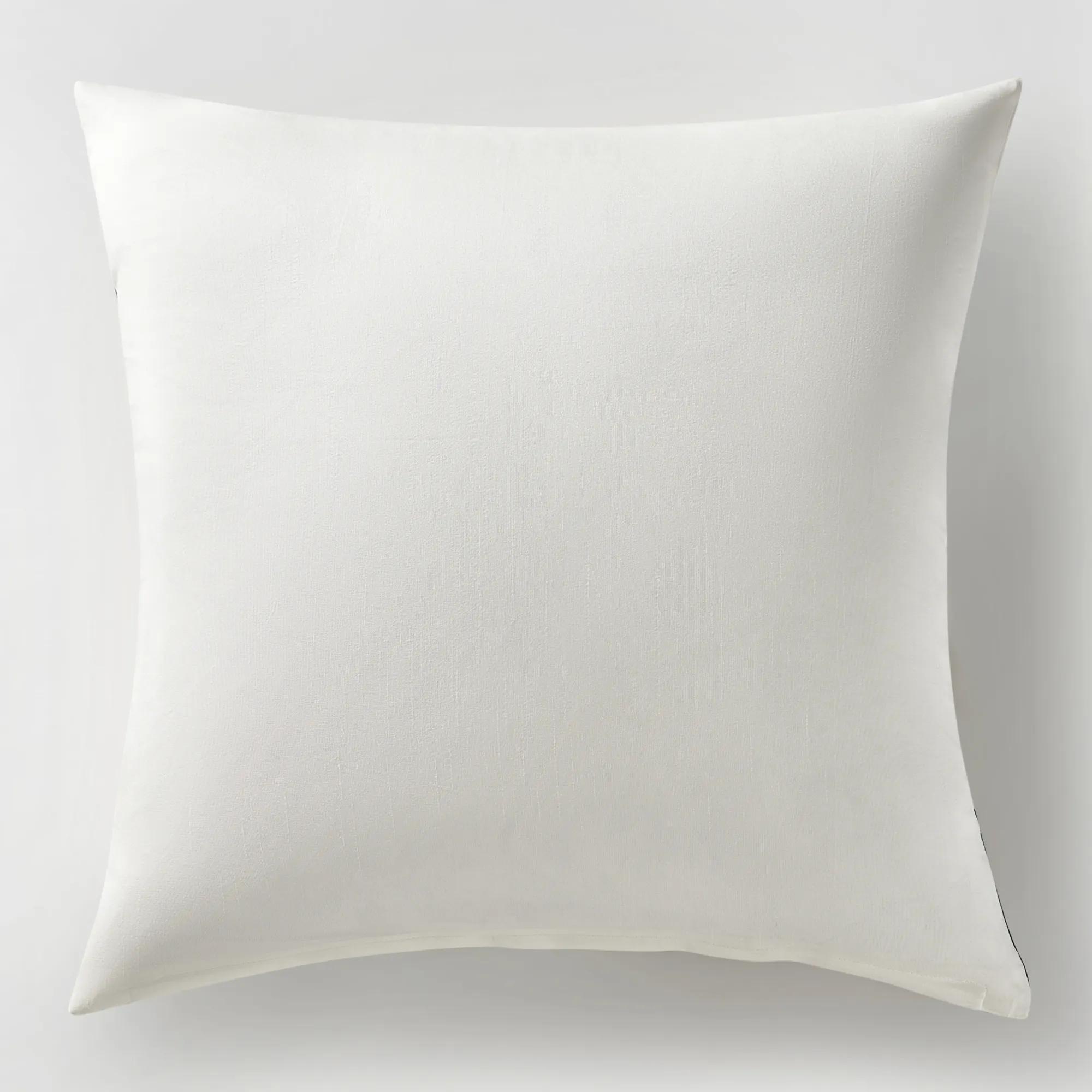 Nova Pillow 20"