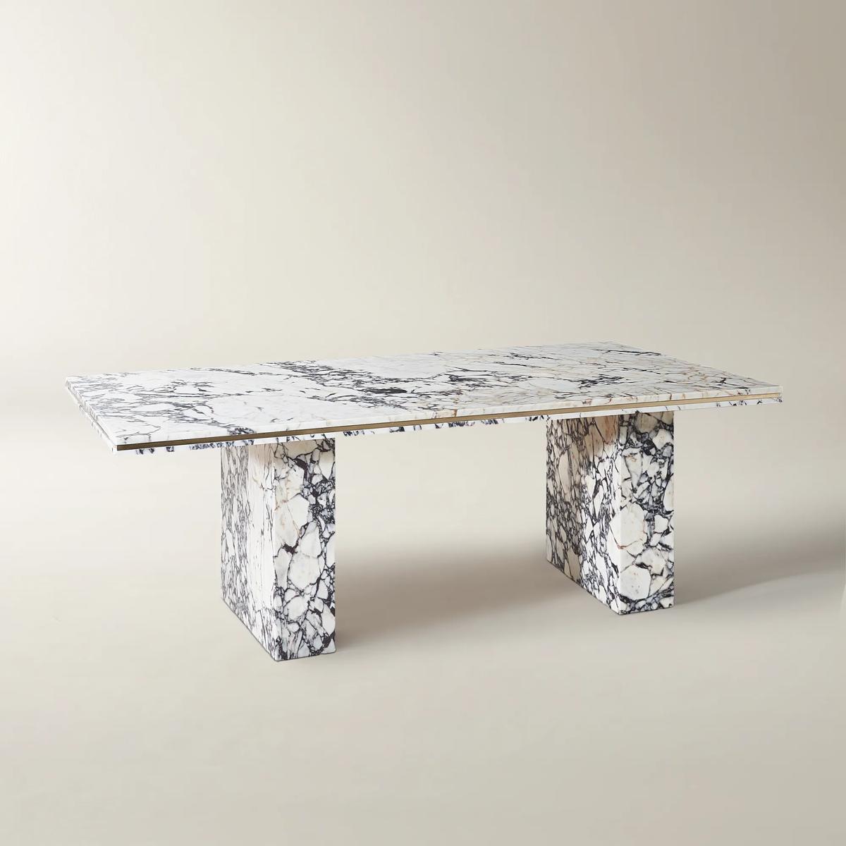 Vanta Dining Table