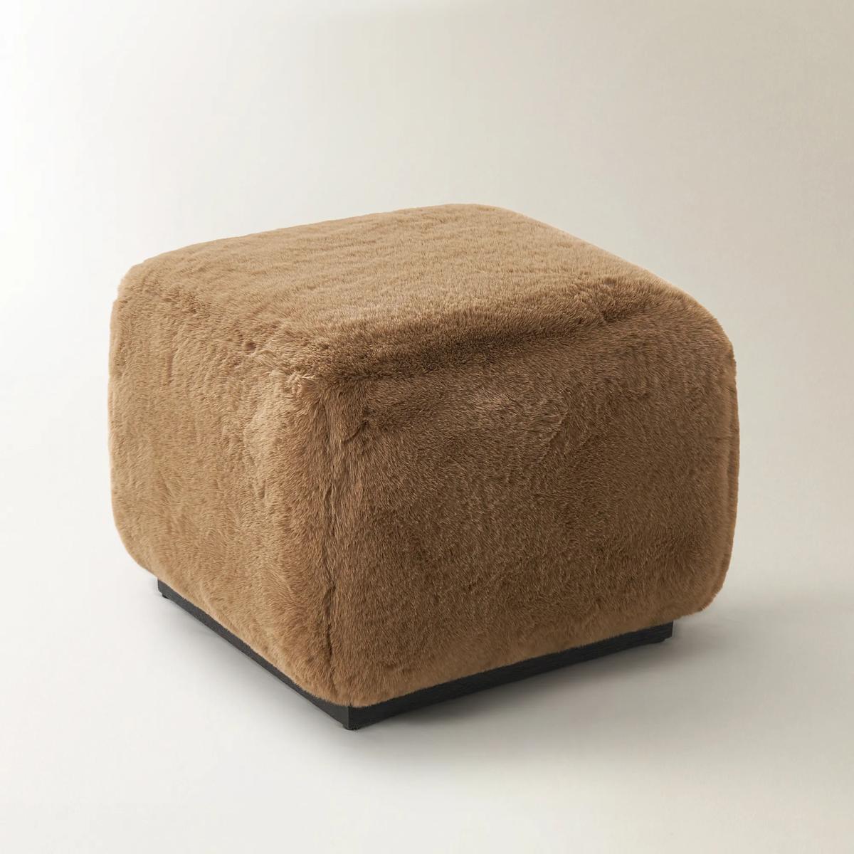 Lris Pouf