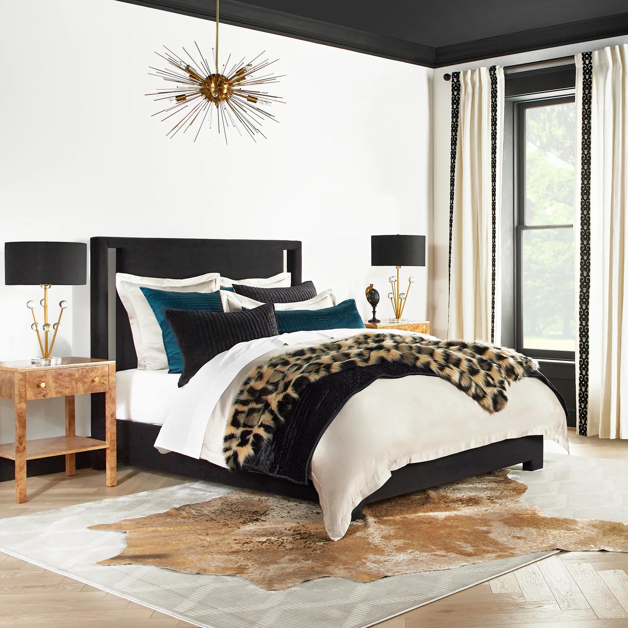 Roya Platform Bed