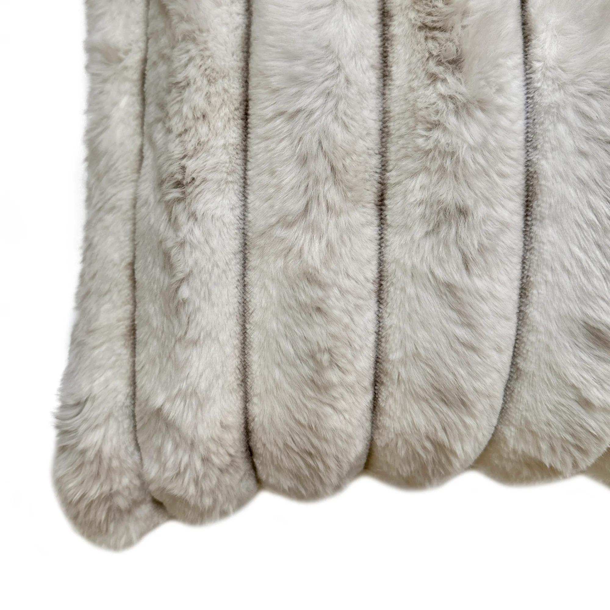 Fur Channel 20" -  Ivory