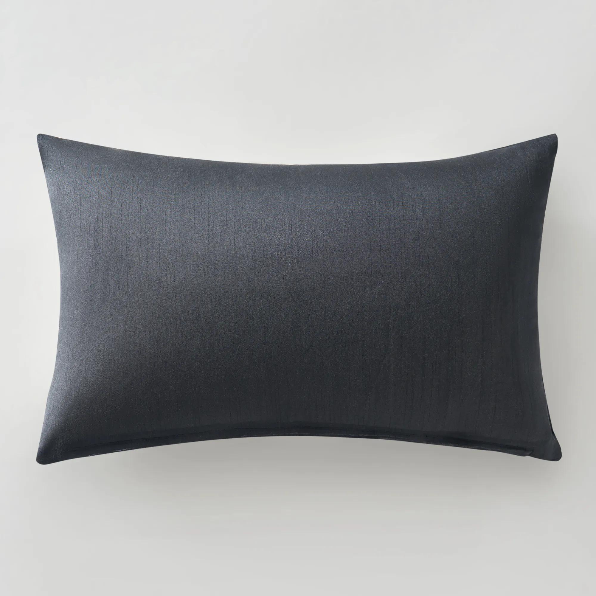 Wylder Lumbar 14" x 22" - Black
