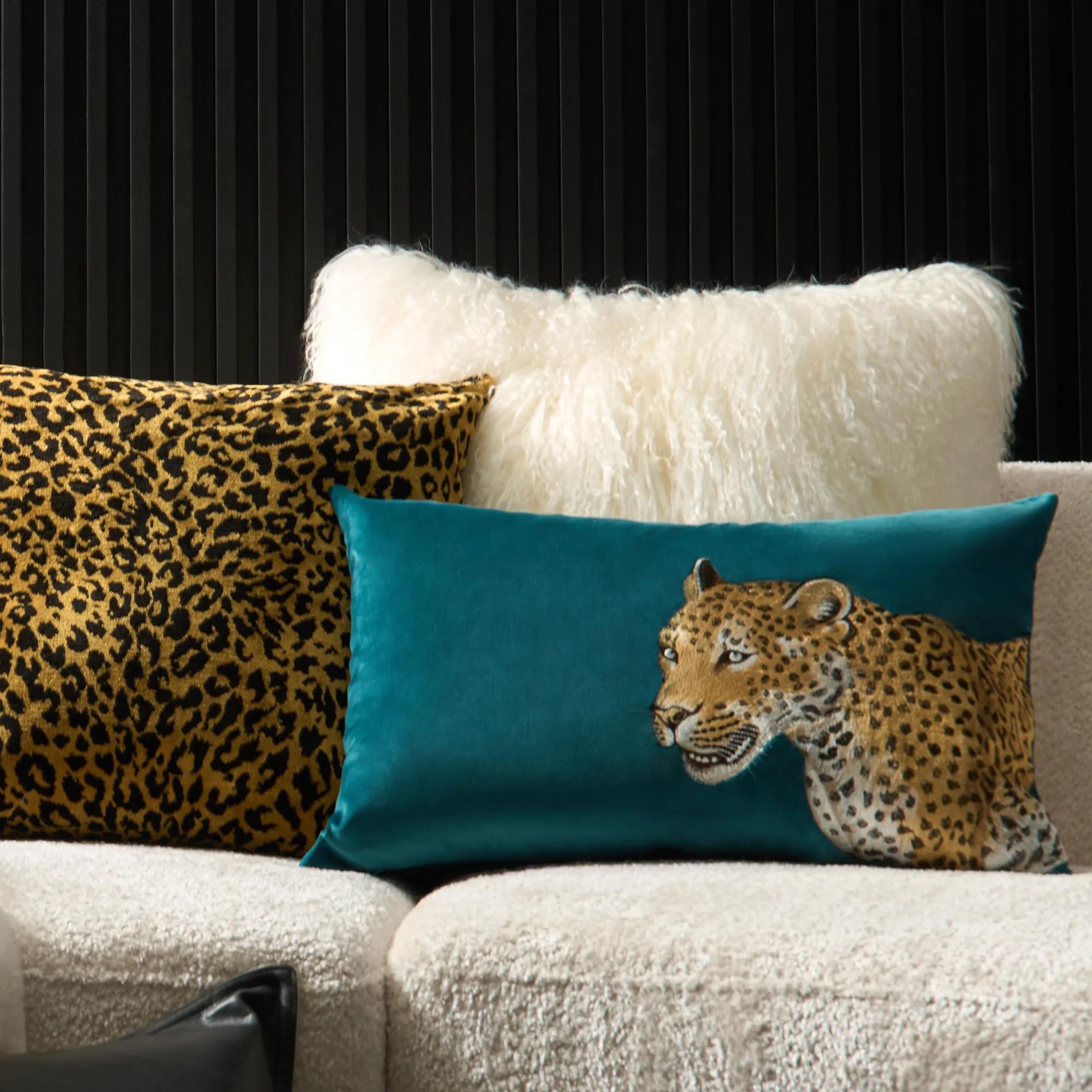 Leopard Lumbar 15" x 23"