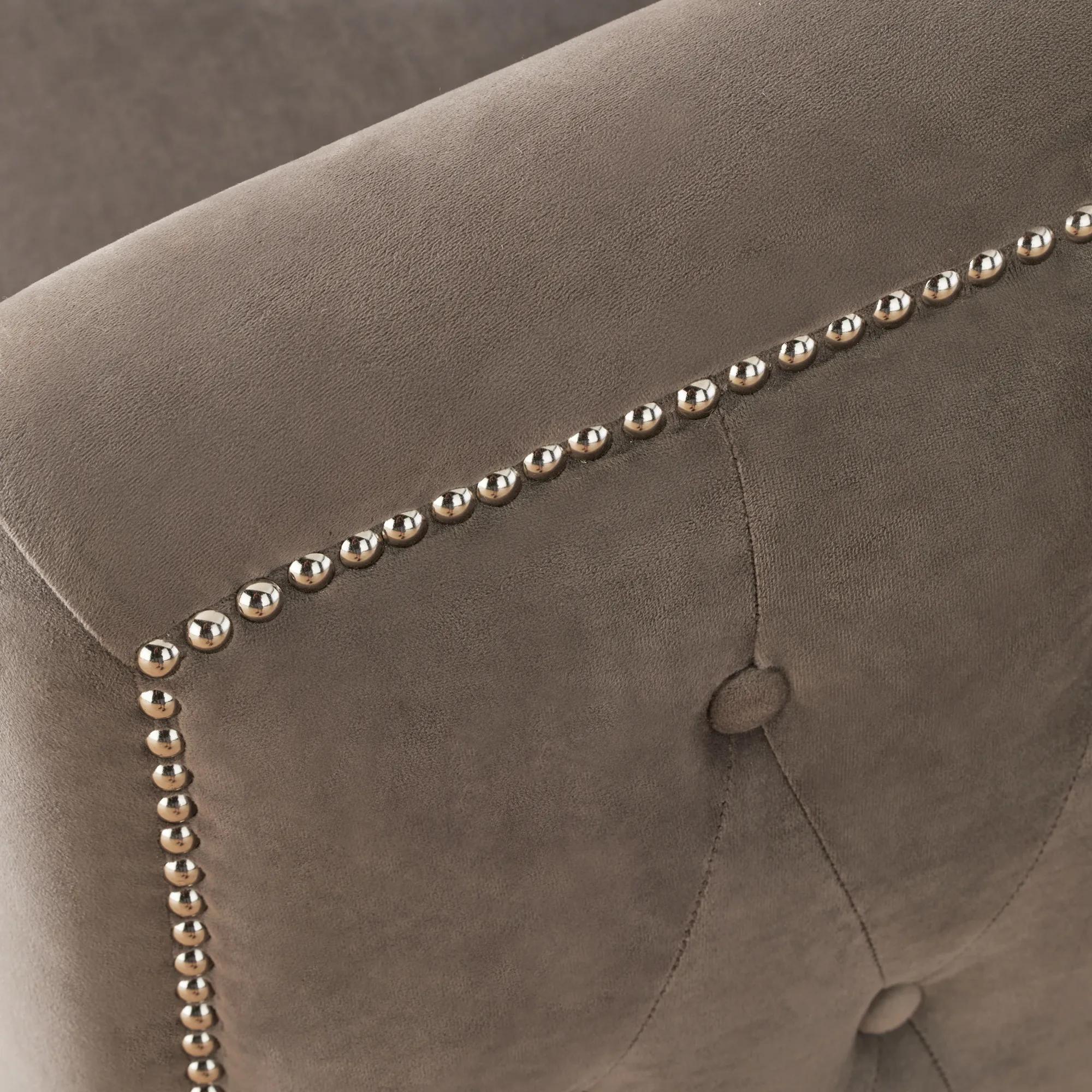 Aria Tufted Swivel Chair