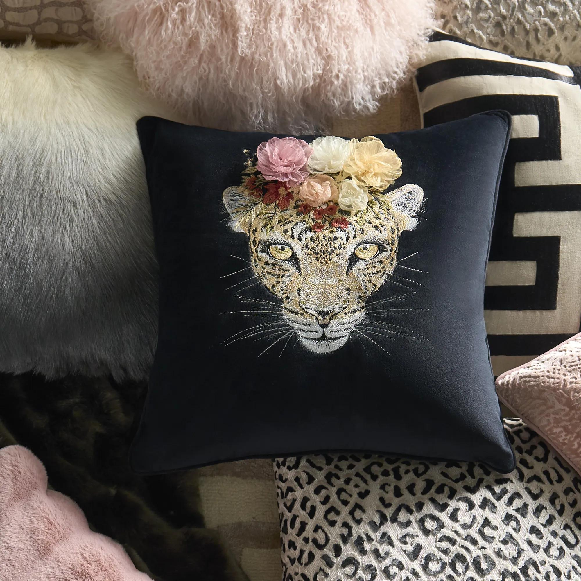 Namir Queen Pillow 22"