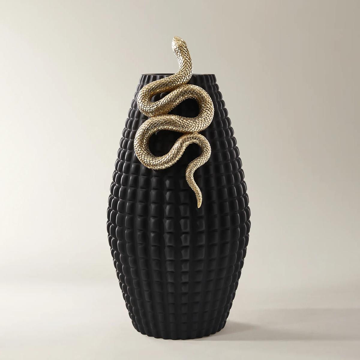 Serpent Vase