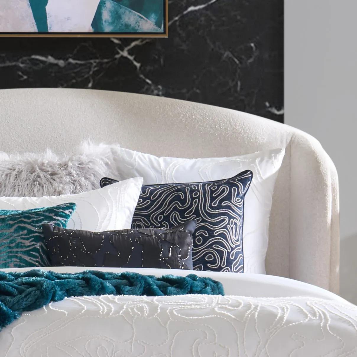Abelia Pillow 22" - Navy/Black