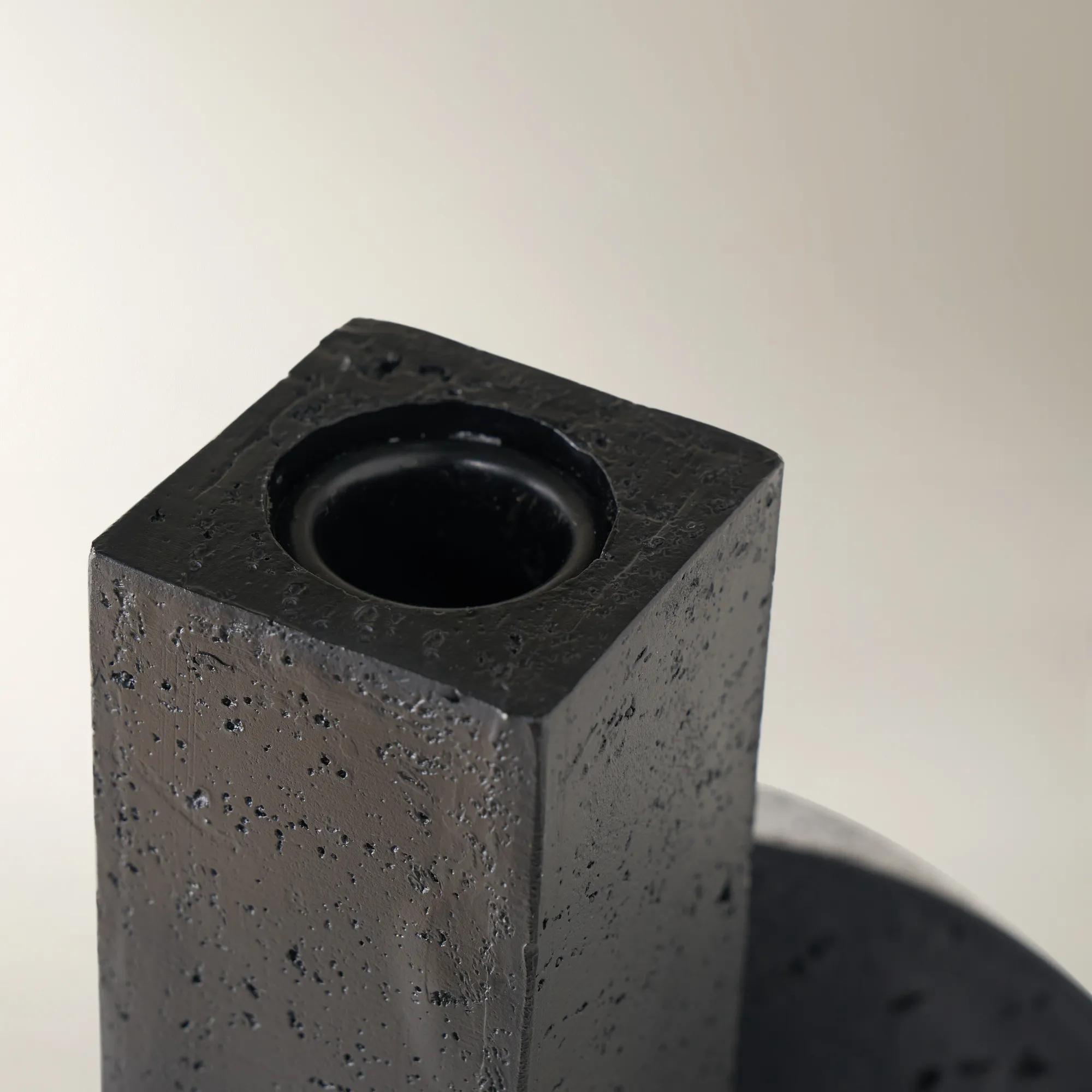 Swerve Taper Holder