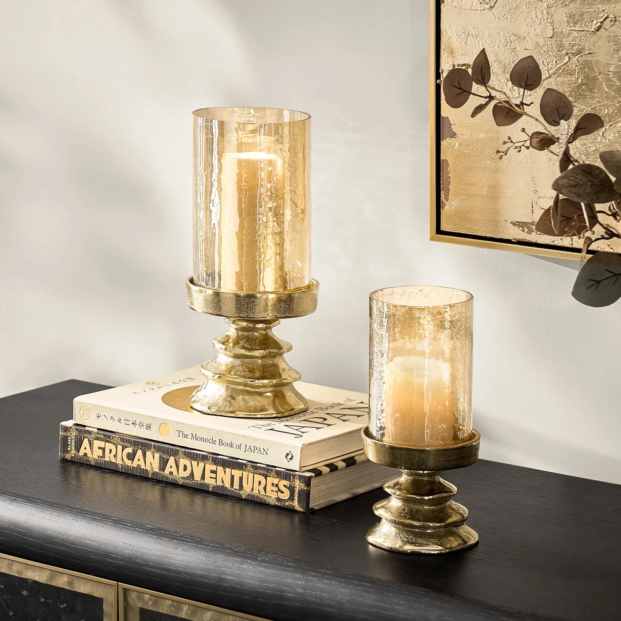 Elliot Pillar Holder