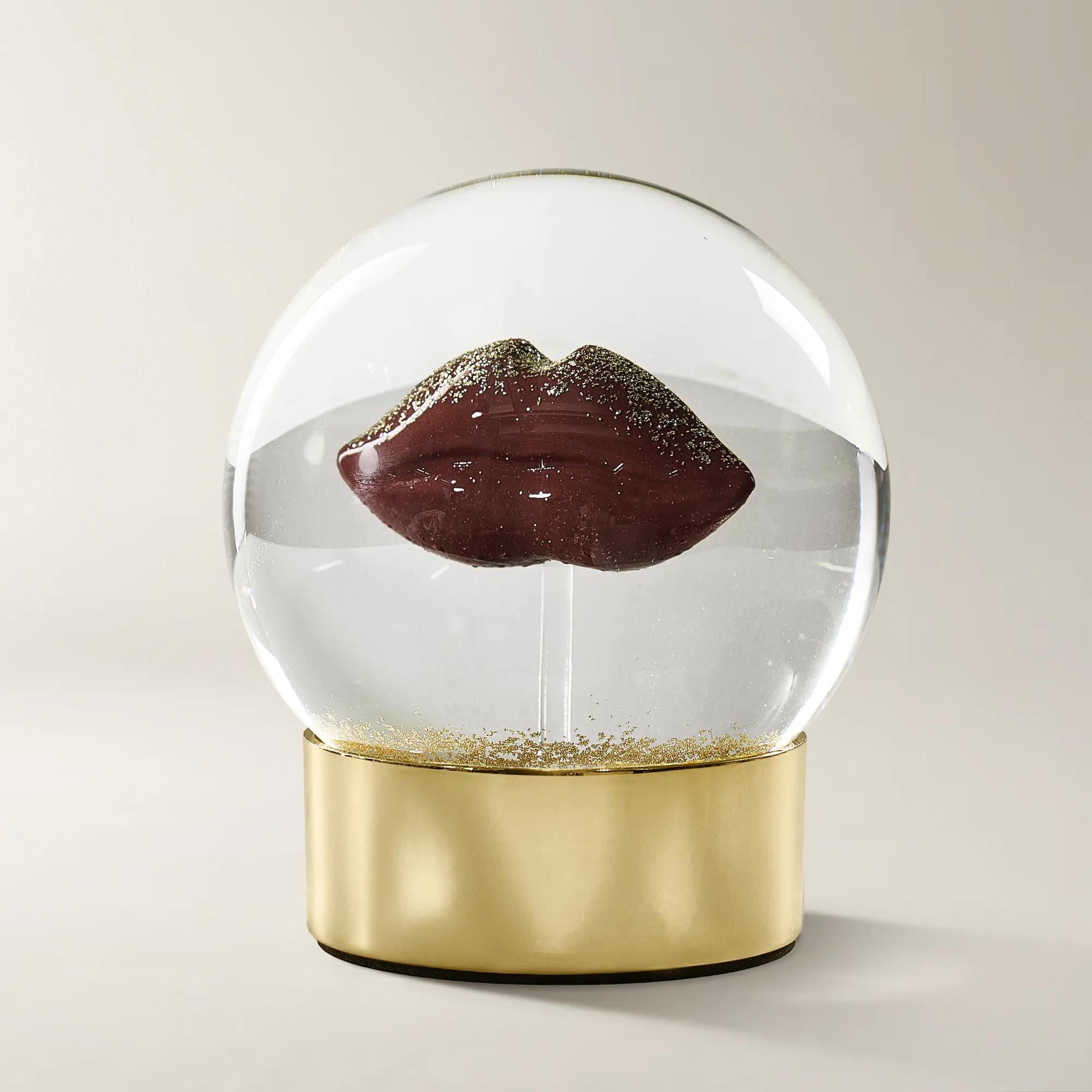 Lips Snow Globe