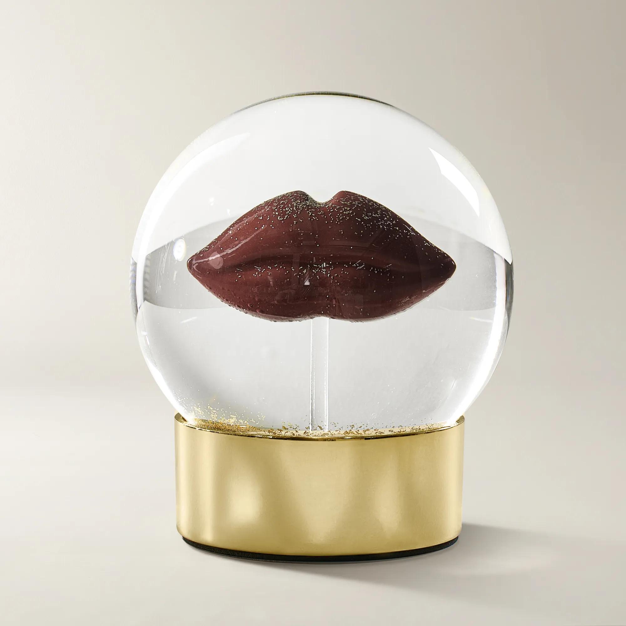 Lips Snow Globe
