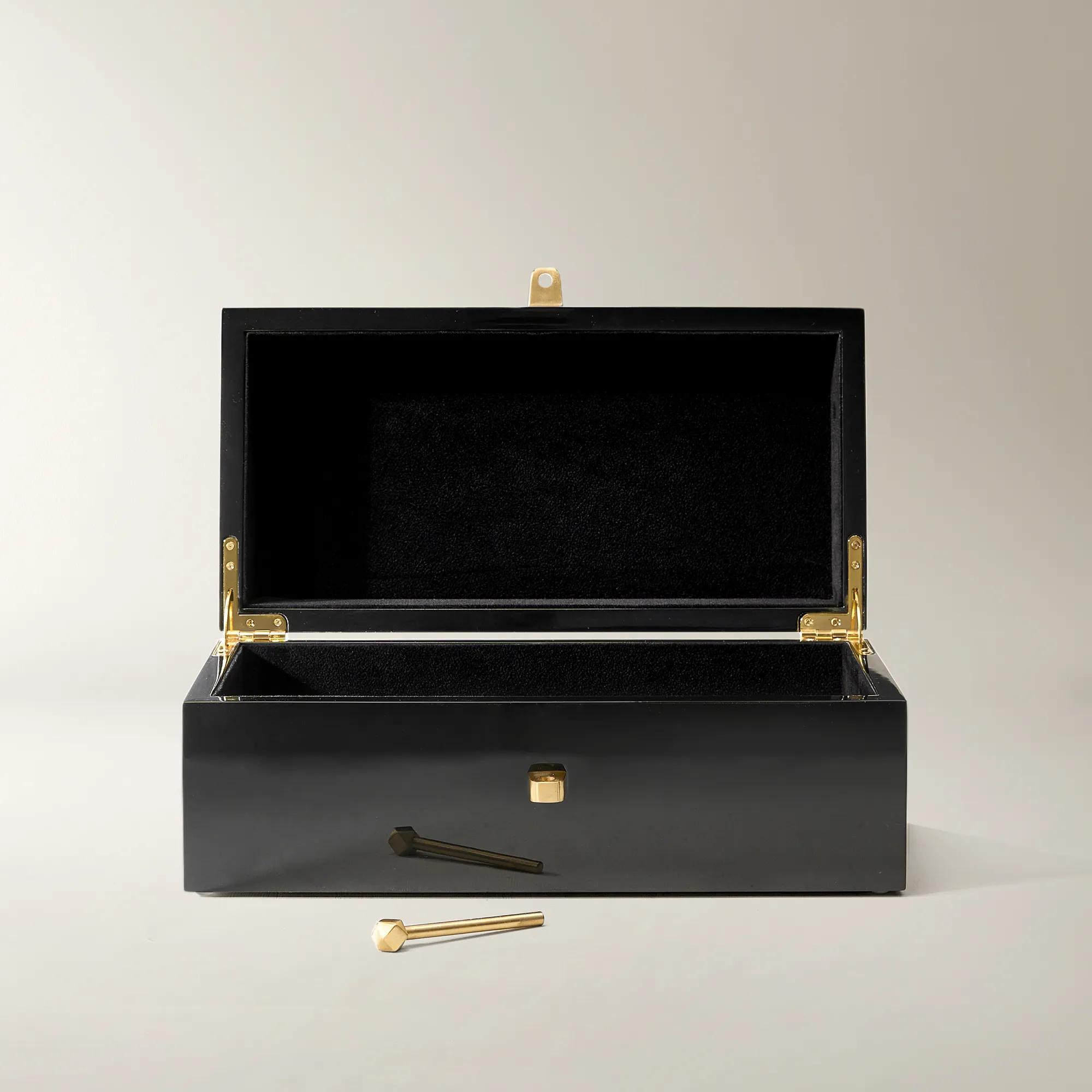 Tuxedo Box
